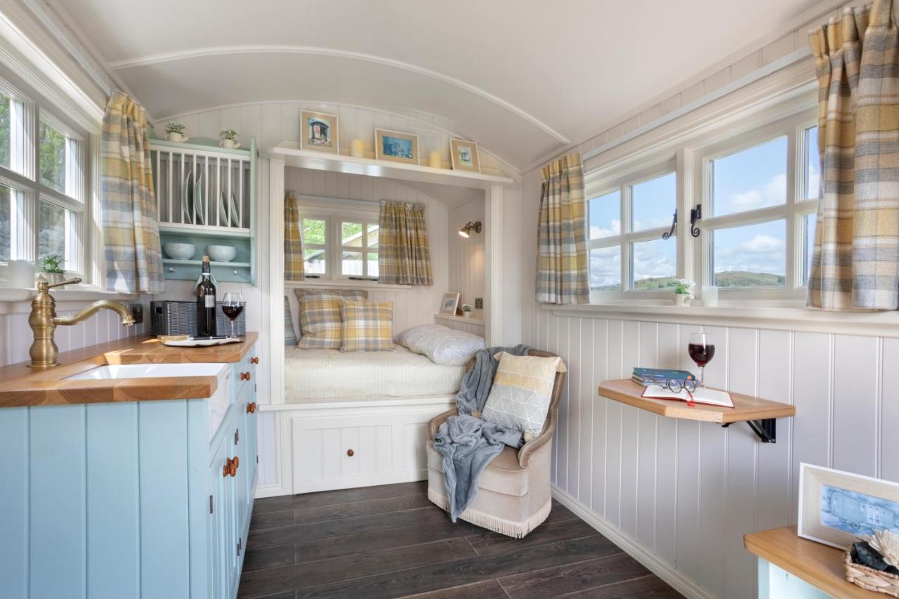 The Heron Shepherds Hut At Lyth Valley Brigsteer 外观 照片